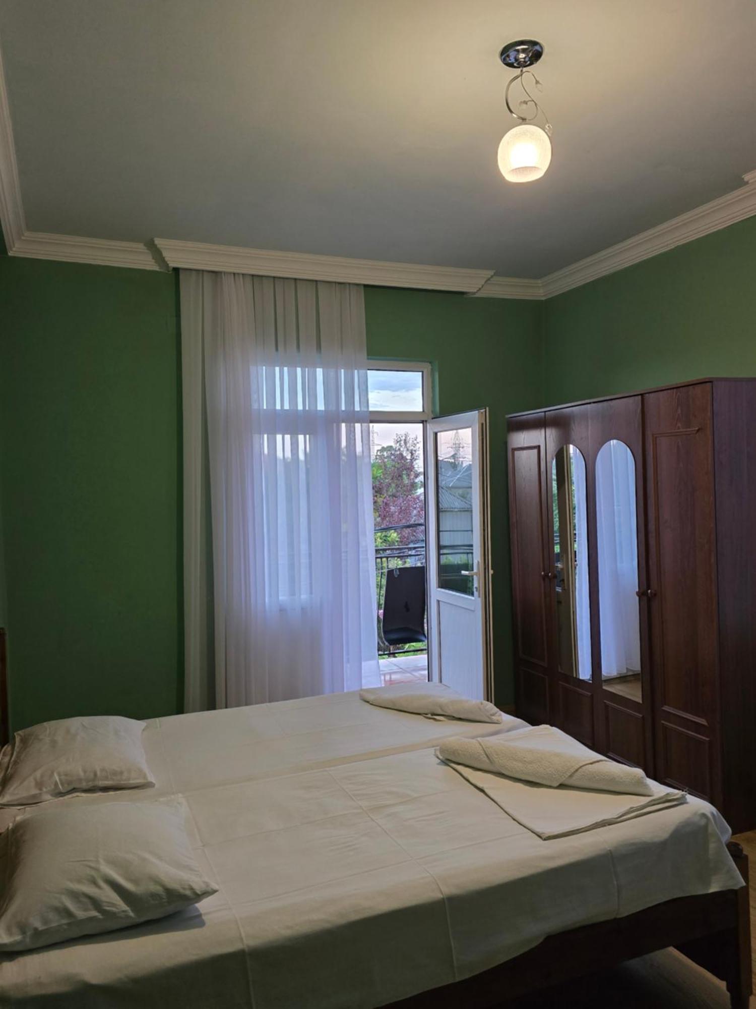 Mziuri Cozy Guesthouse Kobuleti Exterior foto